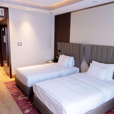Hilton Samarkand Regency Exterior foto