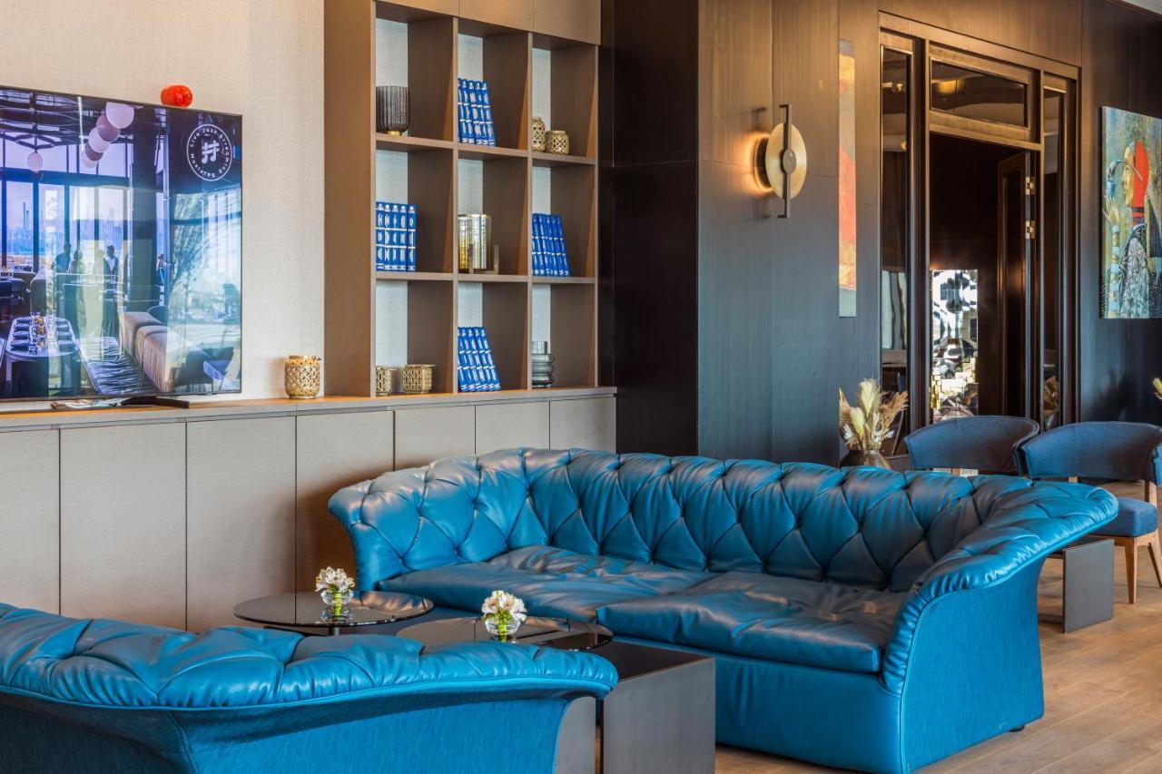 Hilton Samarkand Regency Exterior foto